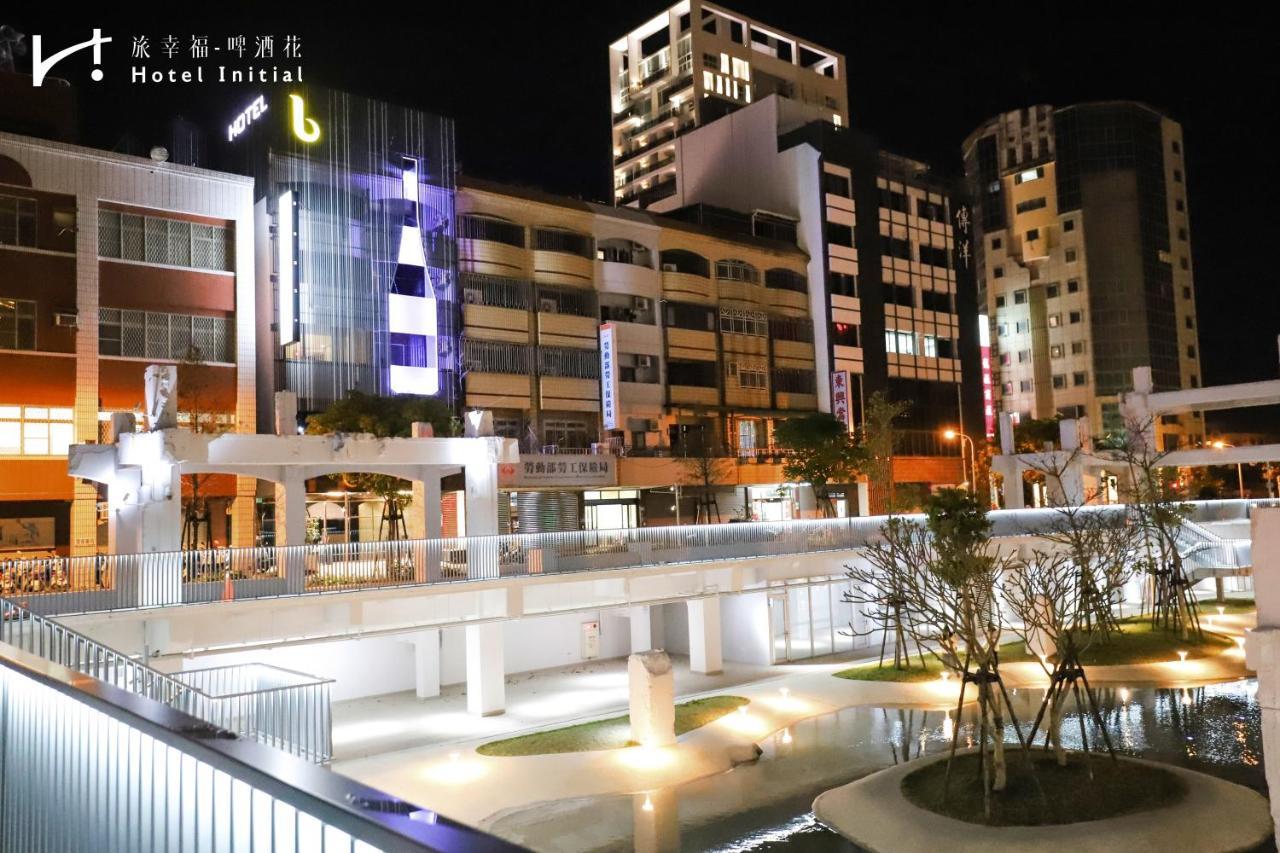טאינאן Hotel Initial-Beer מראה חיצוני תמונה